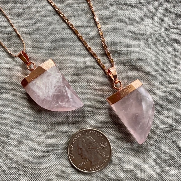 NEW 18K RG Rose Quartz Horn Necklace - Picture 8 of 9